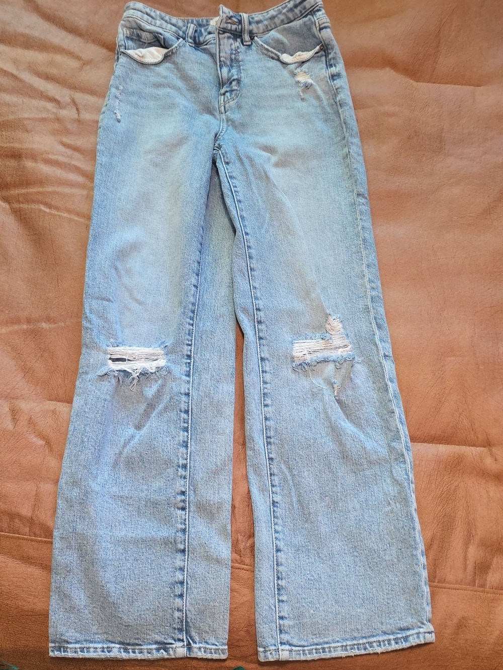 BKE Light Blue Wide-Leg Distressed Jeans